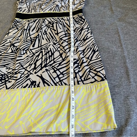 BCBG MaxAzria cap sleeve print dress LIKE NEW - Picture 14 of 14
